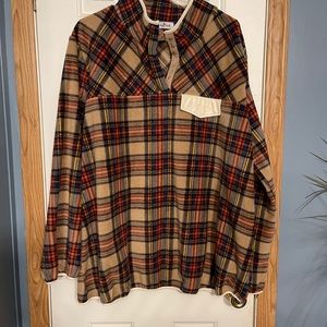 Women’s boutique fleece pullover.